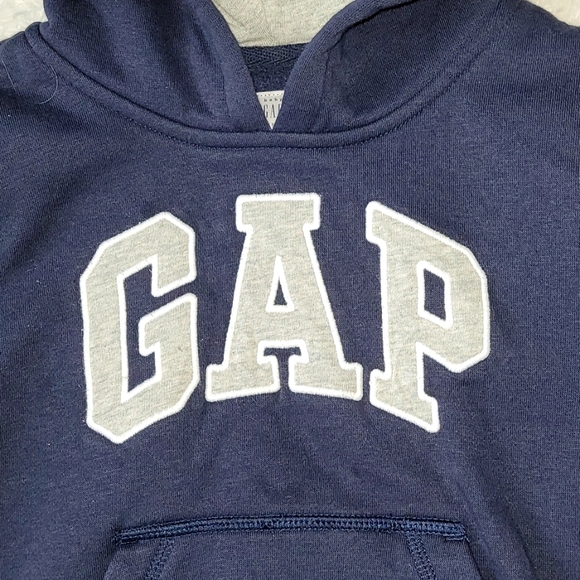 GAP PULLOVER HOODIE - Picture 2 of 7